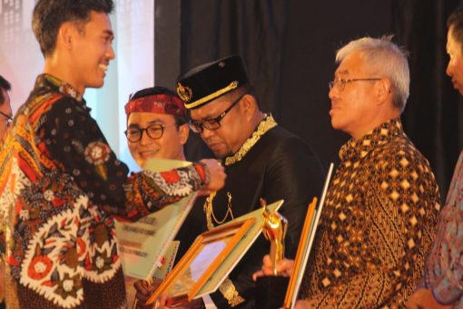 78D75E99 9C5D 4B80 9263 9E5DEE3B5D32