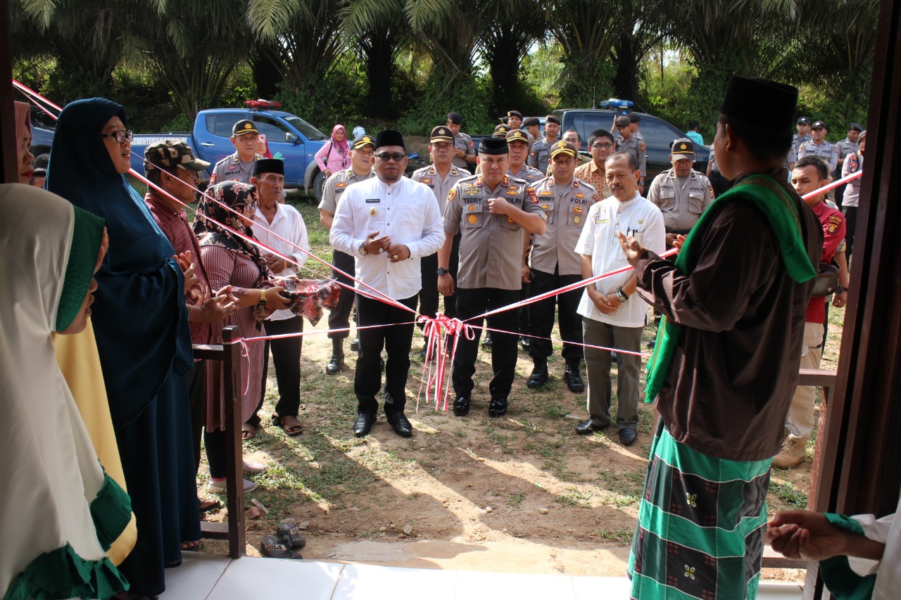 87271C3C 0347 41EA A4A8 4BFE955667A1