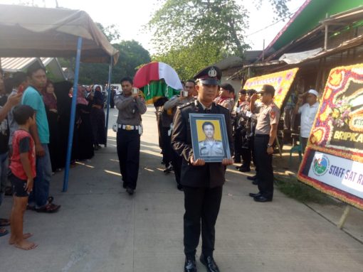 920E84C9 C121 4FC9 B250 26AC3B86B114