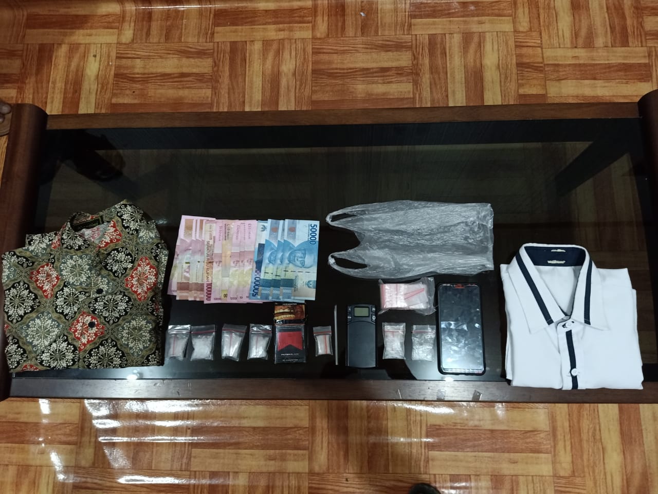 DA0EBC8F 8F89 4466 9B3C 34D58761C917