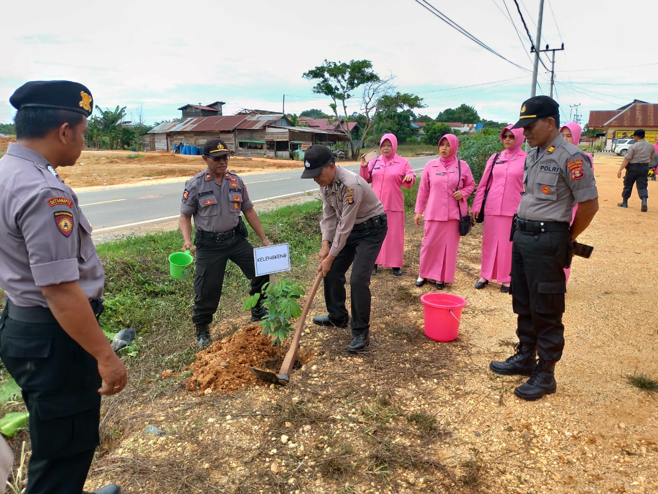 65A9FC1C BF0D 48F8 8197 96889E01068B