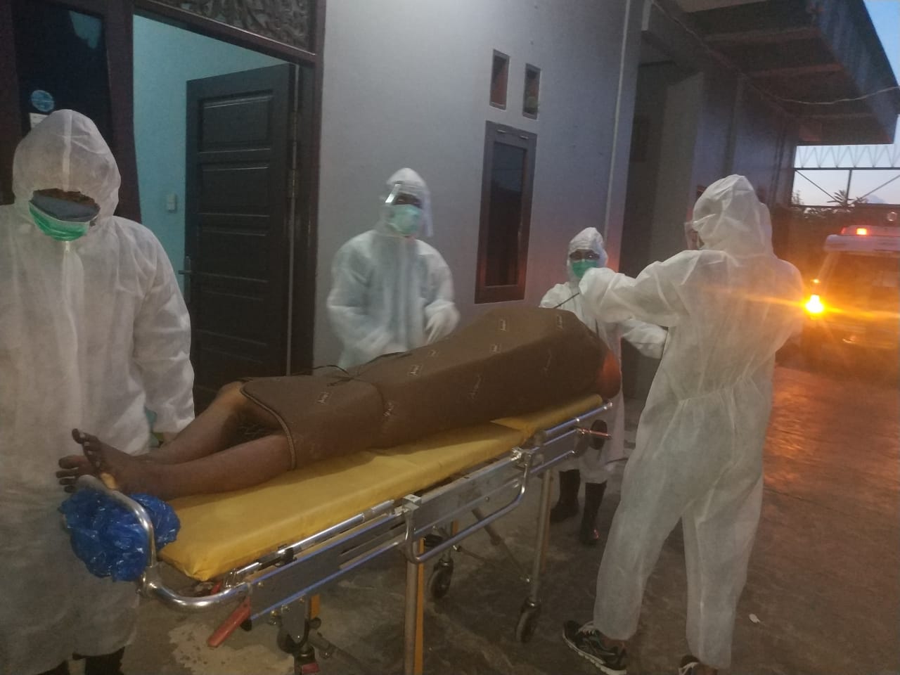 224F927A A76F 41F1 8146 90897B034A87