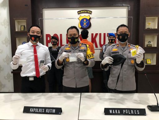 C69562C8 DF47 4E44 B5B6 8C1DF549C492