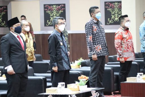 D110078F 6B90 4B9C BE5F EDA89A0900F6