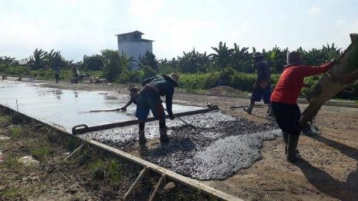 Pemerintah Melalui Dinas Terkait Harus Hadir Terkait MYC Ruas Jalan Di Beberapa Kecamatan 1 17 50 07 images