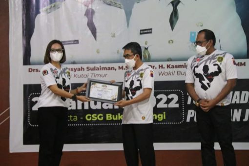 153FFD24 8F49 4B7A A941 F401935650DD