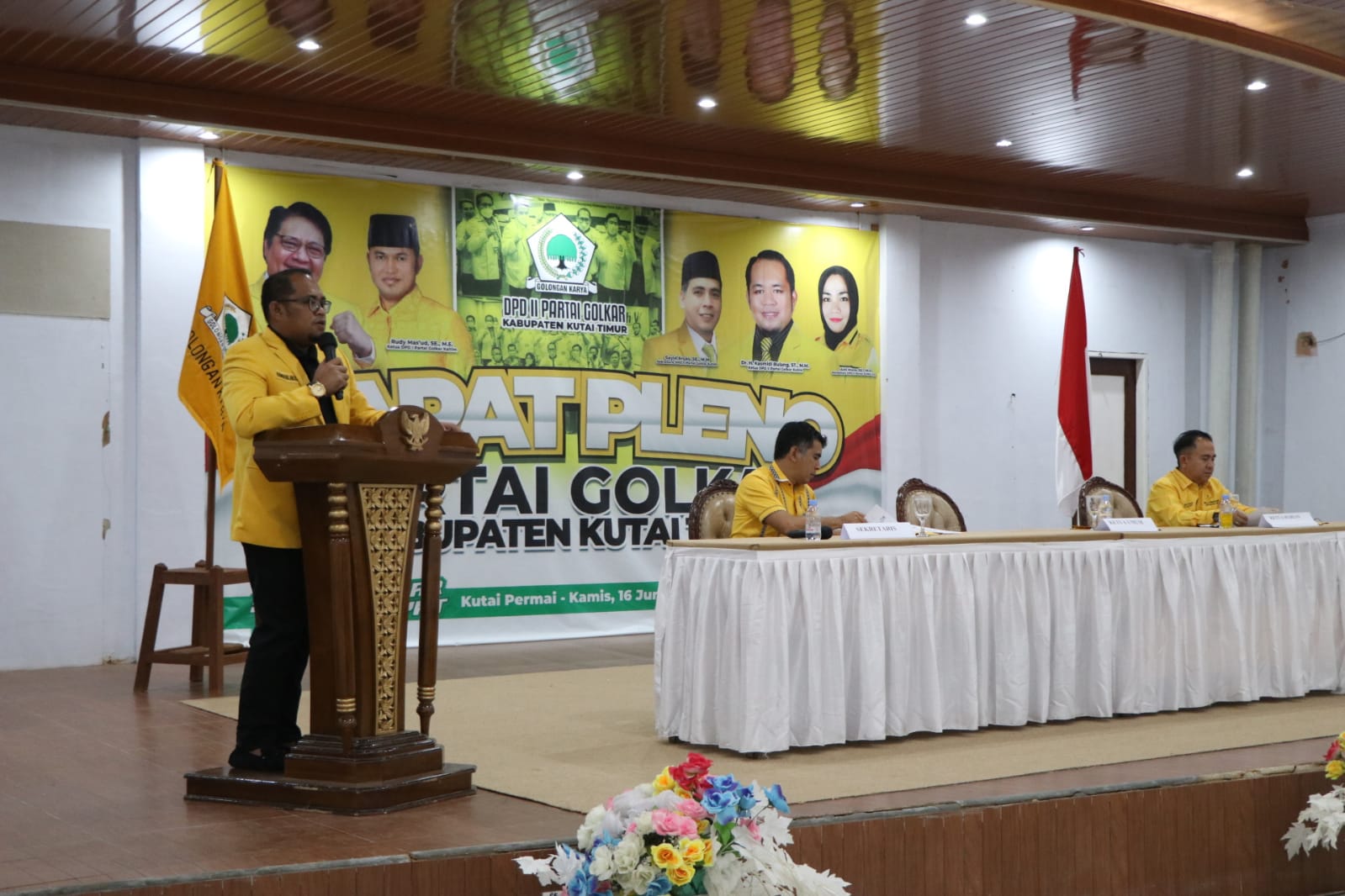 Rapat Pleno DPD II Golkar Kutim Tetapkan Kasmidi Bulang Sebagai Cabup