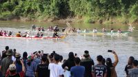 Mubes Kerukunan Keluarga Besar Tebeng Lung Hadirkan Lomba Perahu Tradisional