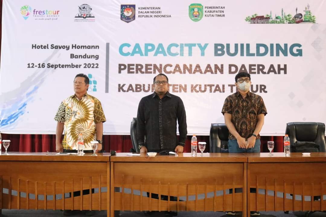 Wakil Bupati Kasmidi Berharap Bimtek Capacity Building Suatu Momentum Dalam Mempercepat Proses Sinkronisasi Perencanaan Dengan Penganggaran