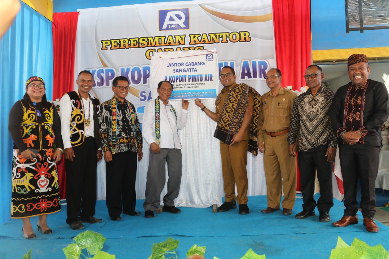 Wabup Kutim Resmikan KSP Kopdit Pintu Air Cabang Sangatta