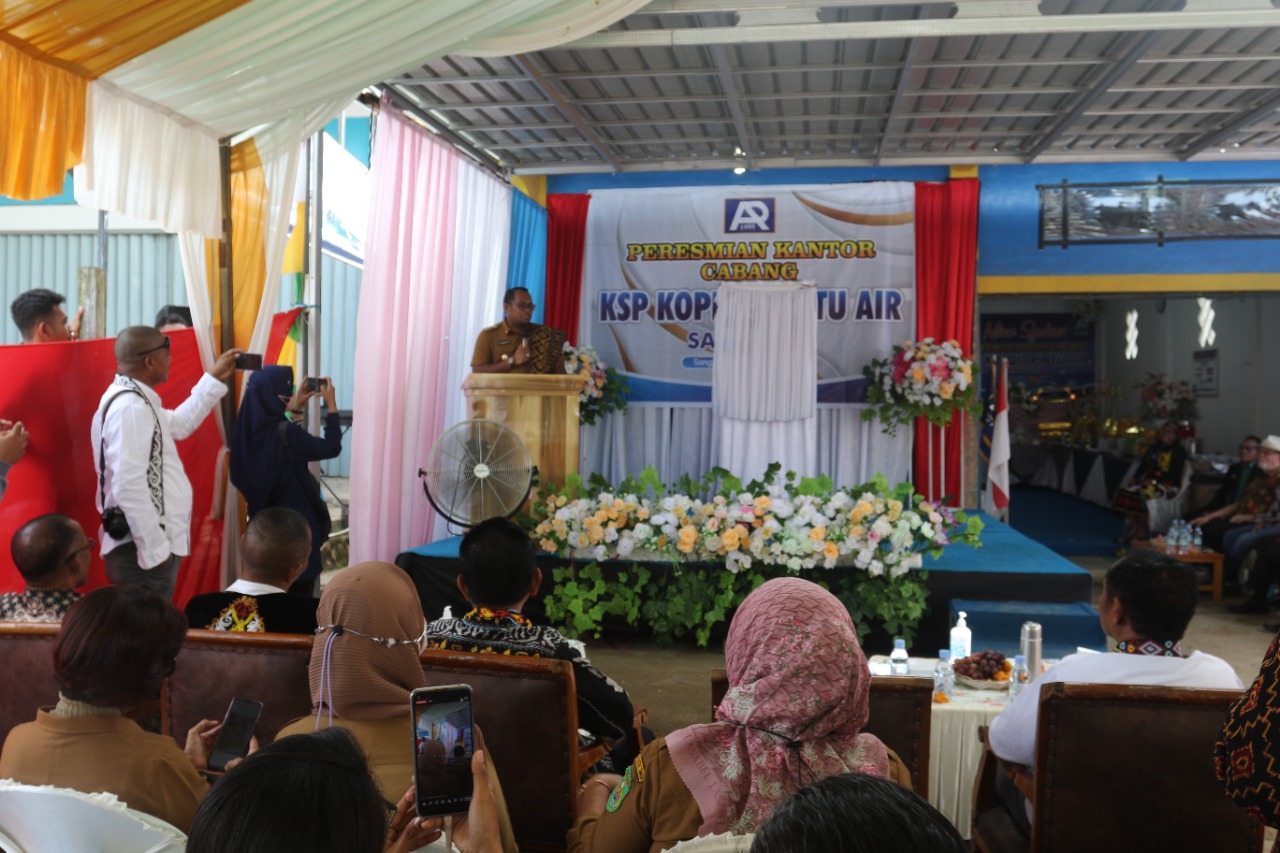 Wabup Kutim Resmikan KSP Kopdit Pintu Air Cabang Sangatta
