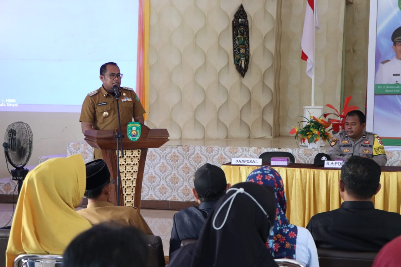 Tahap Pertama Sebanyak 1500 Paket Untuk Pasar Murah Menyasar Warga Kecamatan Sangkulirang , Wabup Kasmidi ; Semata – mata Demi Meringangkan Beban Masyarakat