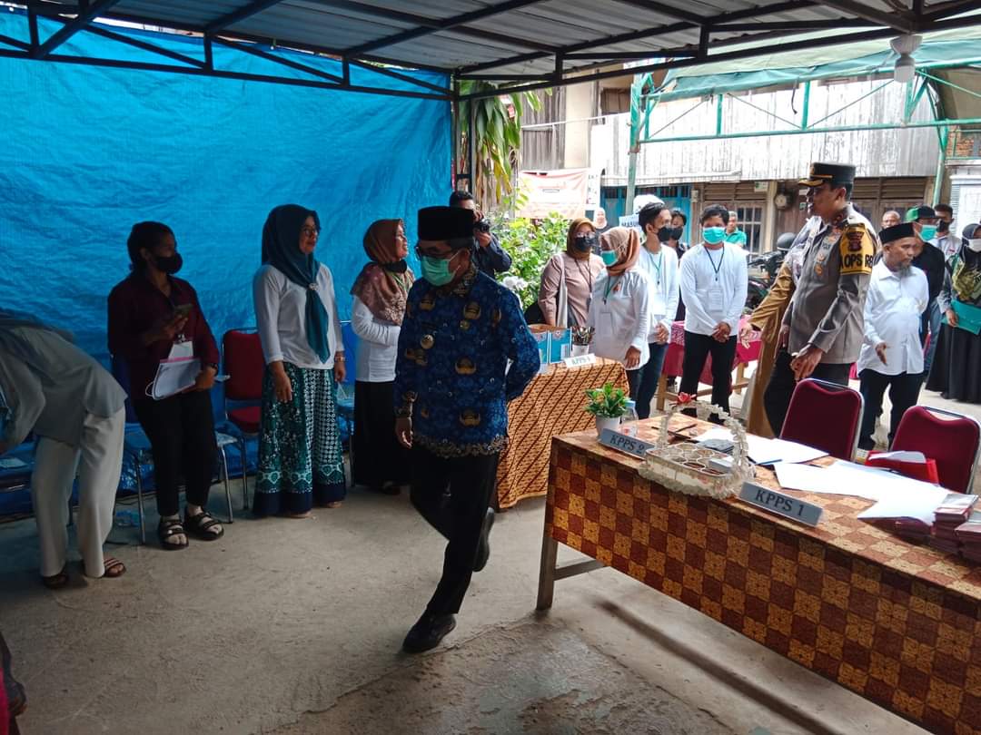 Bupati dan Forkompinda Tinjau Secara Pilkades Secara Serentak, Partisipasi Capai 70 Persen